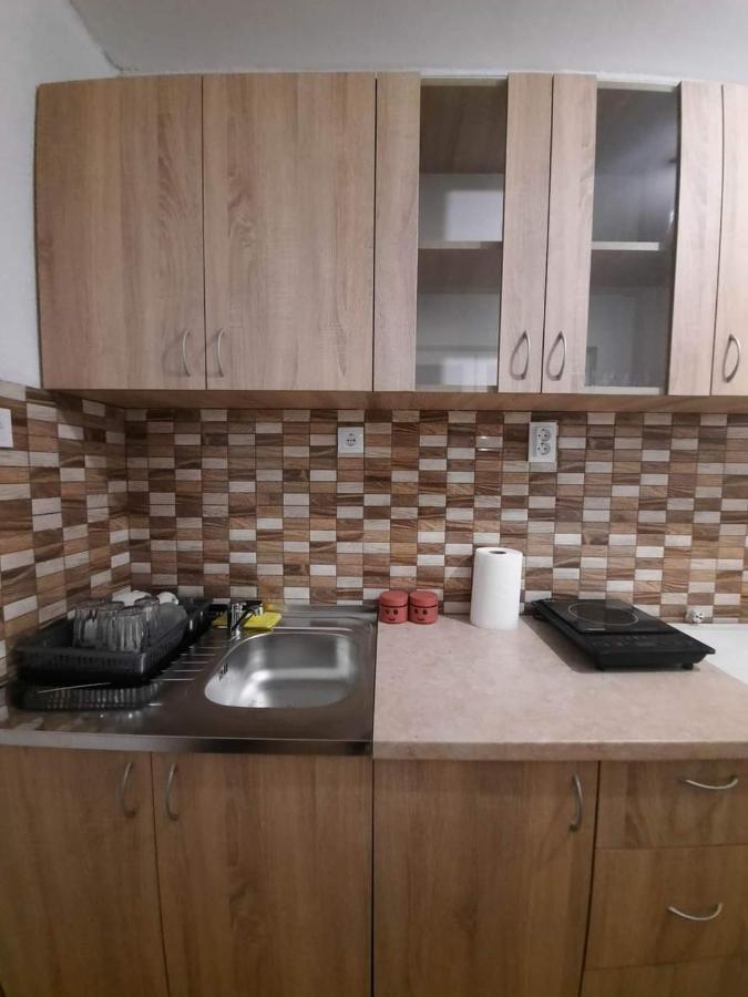 Holiday Home Bozur 콜라신 외부 사진