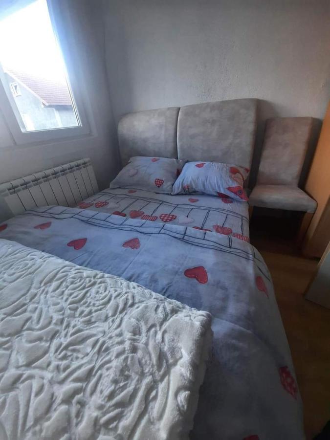 Holiday Home Bozur 콜라신 외부 사진